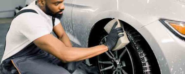 lavage extérieur de voiture